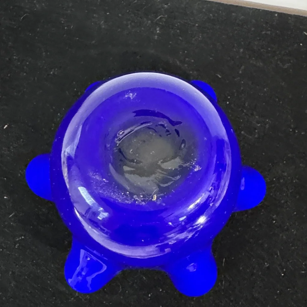 Gorgeous Handblown Art Glass Cobalt Blue And Orange Glass Hankerchief Vase.  5”